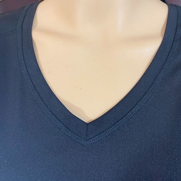 Fila Sport top Size M - Picture 4 of 4